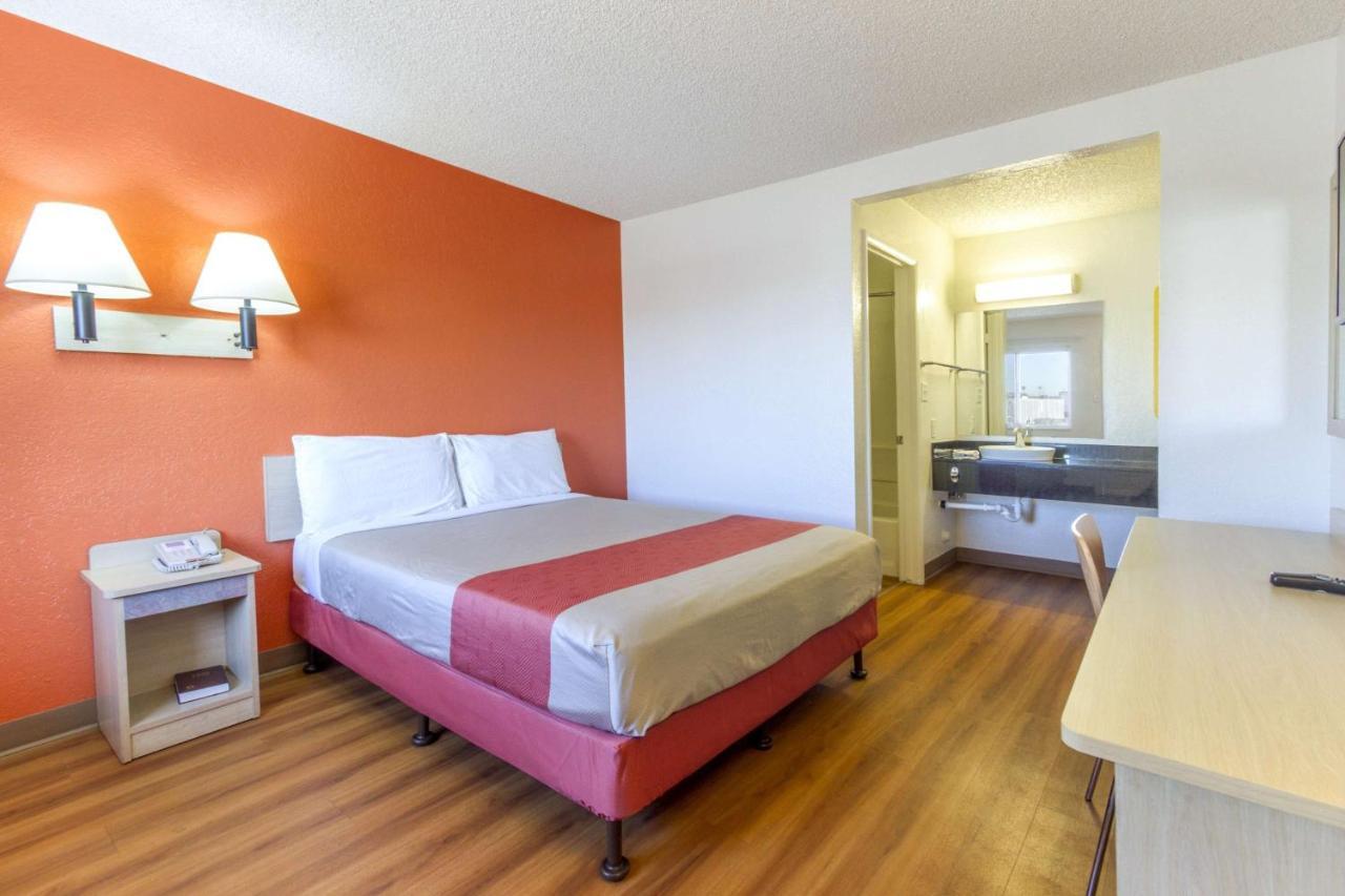 Motel 6-Phoenix, Az - Airport - 24Th Street Ngoại thất bức ảnh