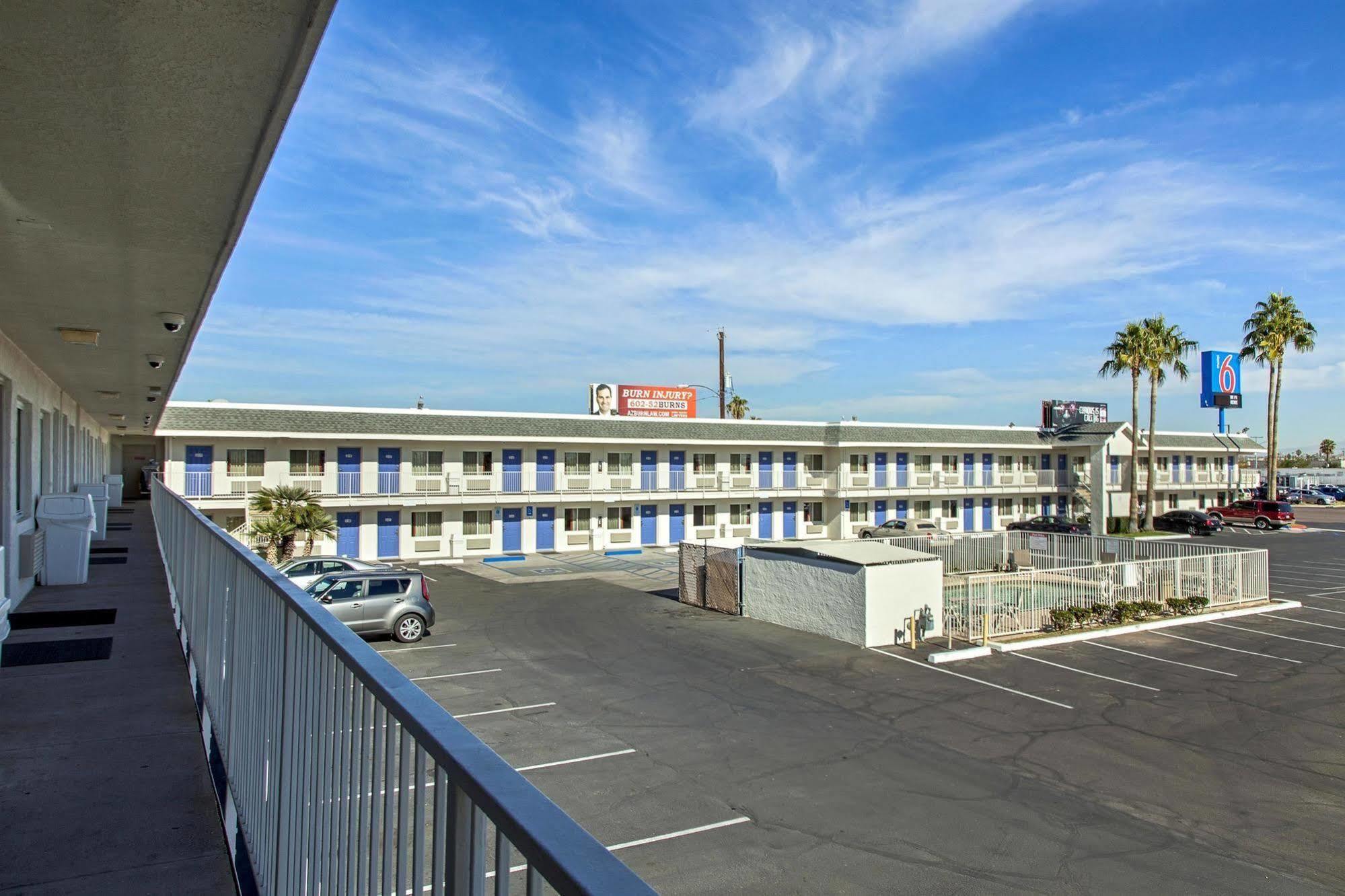 Motel 6-Phoenix, Az - Airport - 24Th Street Ngoại thất bức ảnh