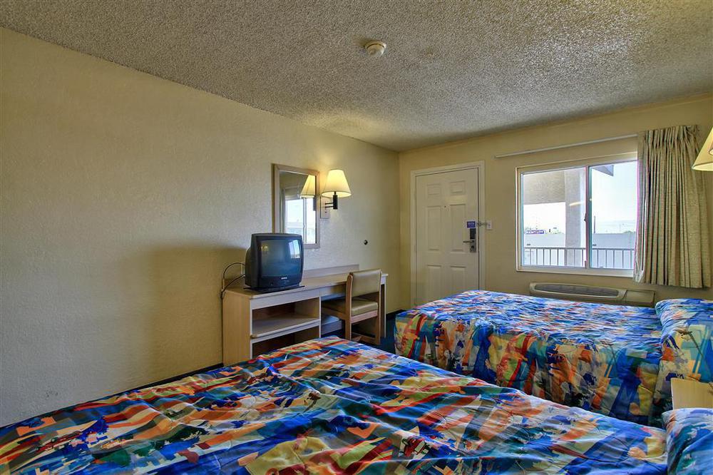 Motel 6-Phoenix, Az - Airport - 24Th Street Phòng bức ảnh
